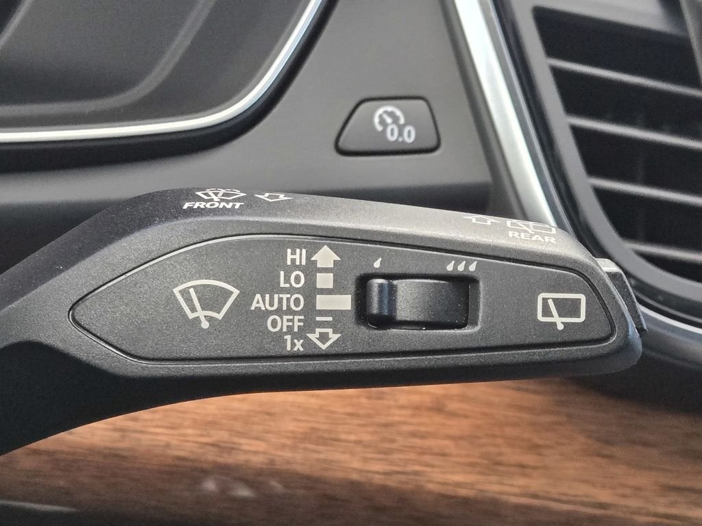 2022 Audi Q5 Premium Plus - Photo 22