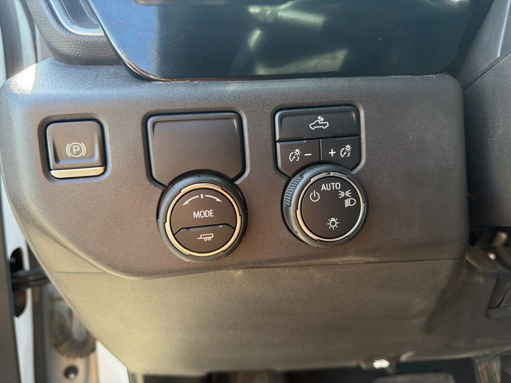 Used 2023 White Chevrolet LT image 12