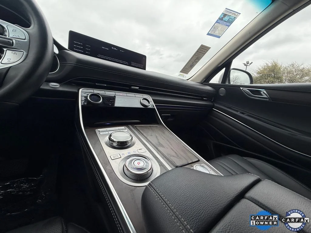 Used 2024 Silver Genesis 2.5T image 15