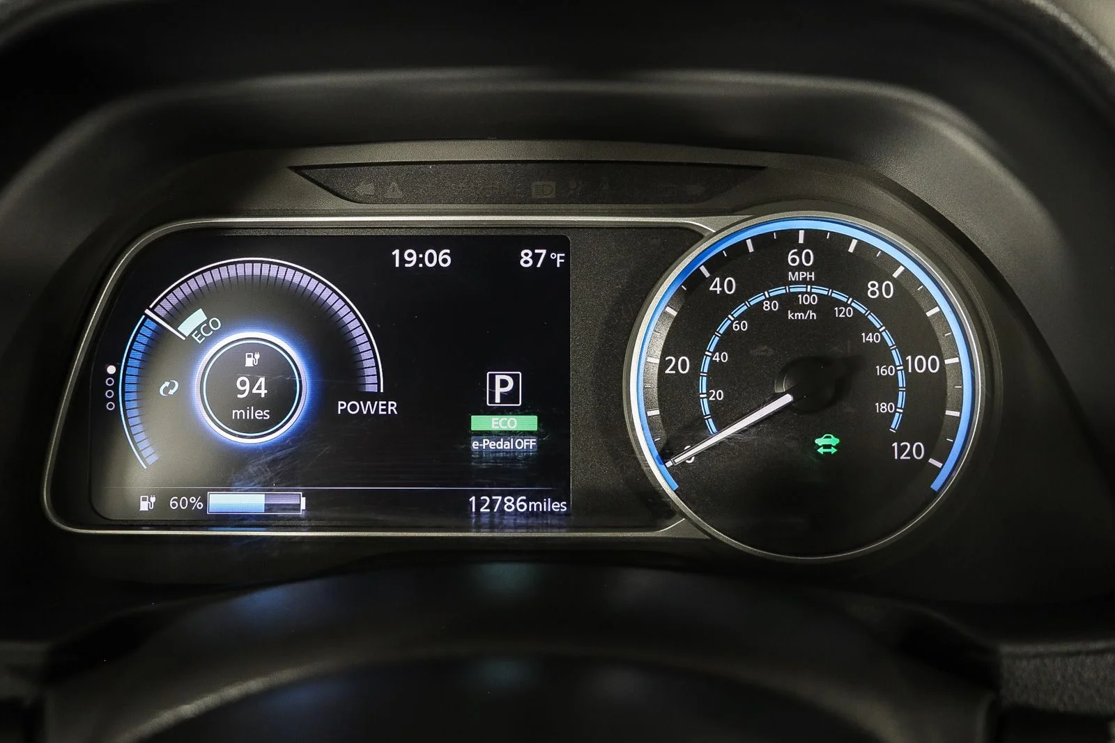 Used 2025 Gray Nissan S image 24