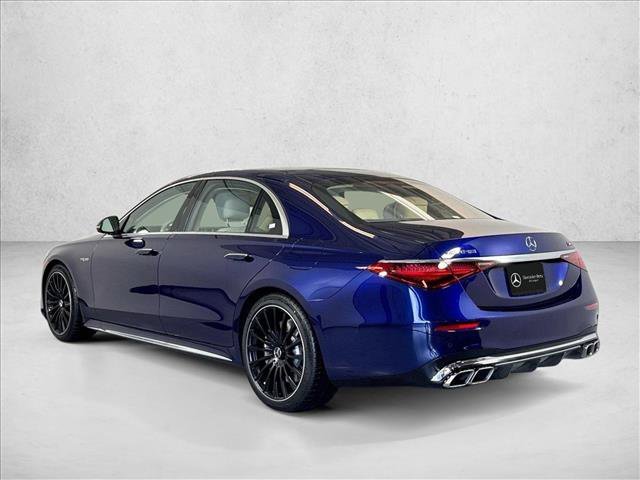 New 2026 MANUFAKTUR Signature Mystic Blue Metallic Mercedes-Benz AMG® S 63 E image 36