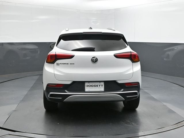 Used 2021 White Buick Essence image 8
