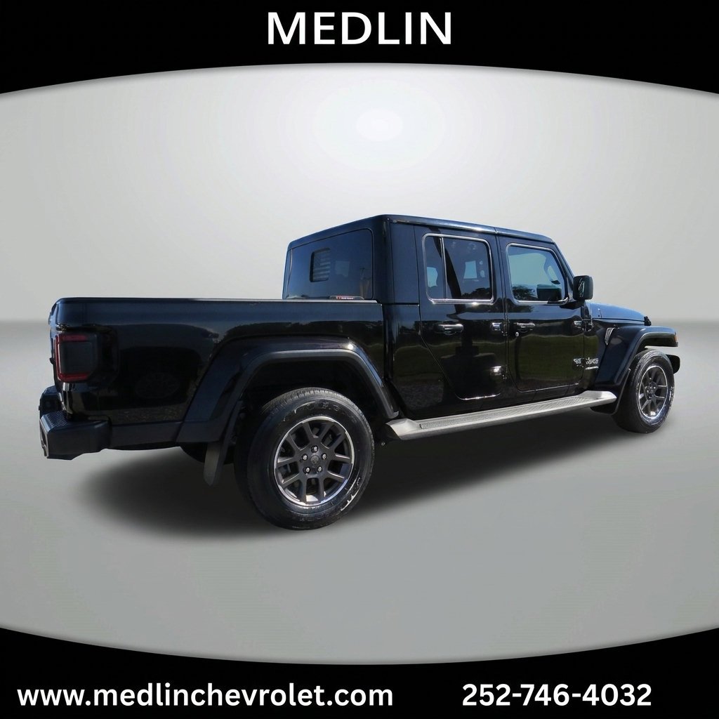 Used 2021 Black Clearcoat Jeep Overland image 9
