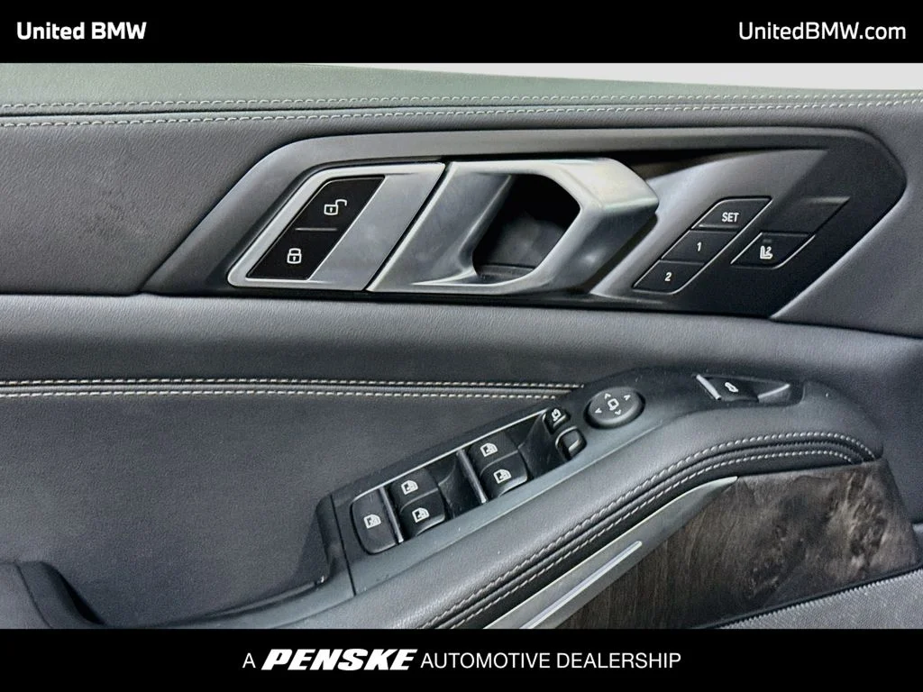 Used 2025 Skyscraper Grey Metallic BMW xDrive50e image 10
