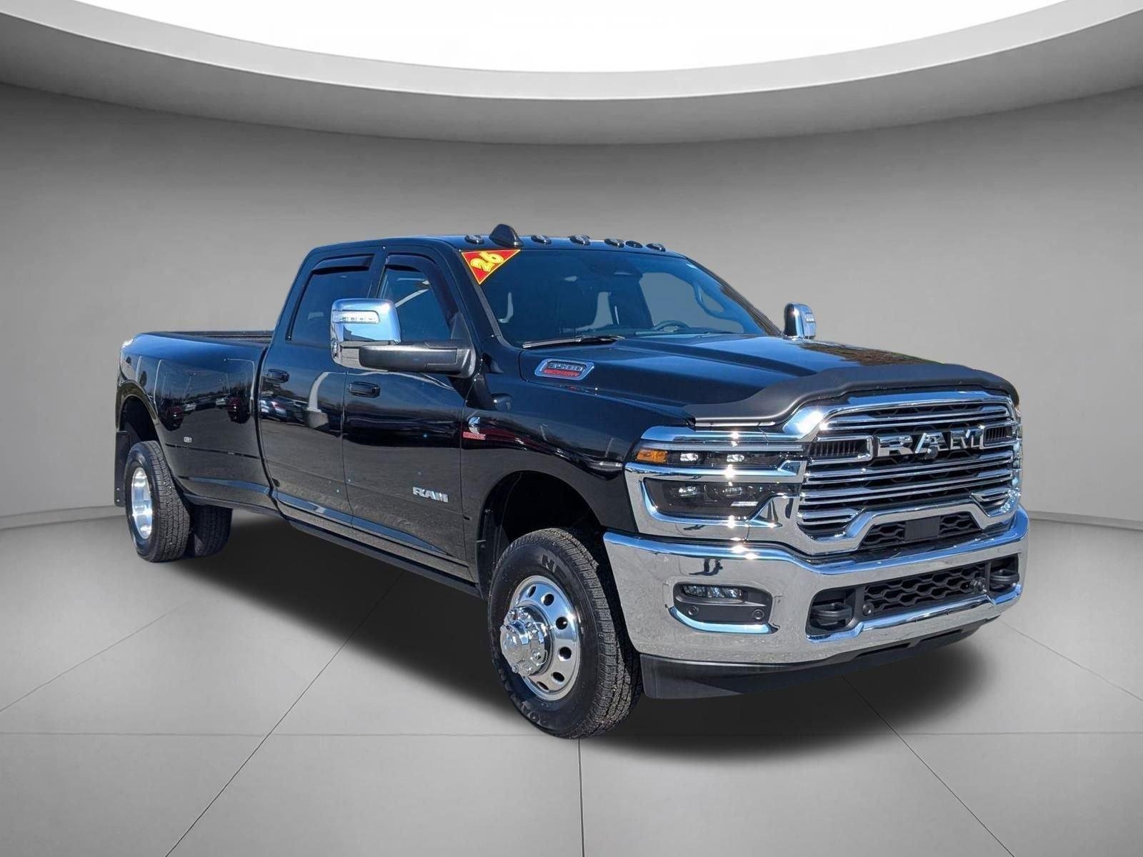 Used 2026 Diamond Black Crystal Pearlcoat Ram Laramie image 3