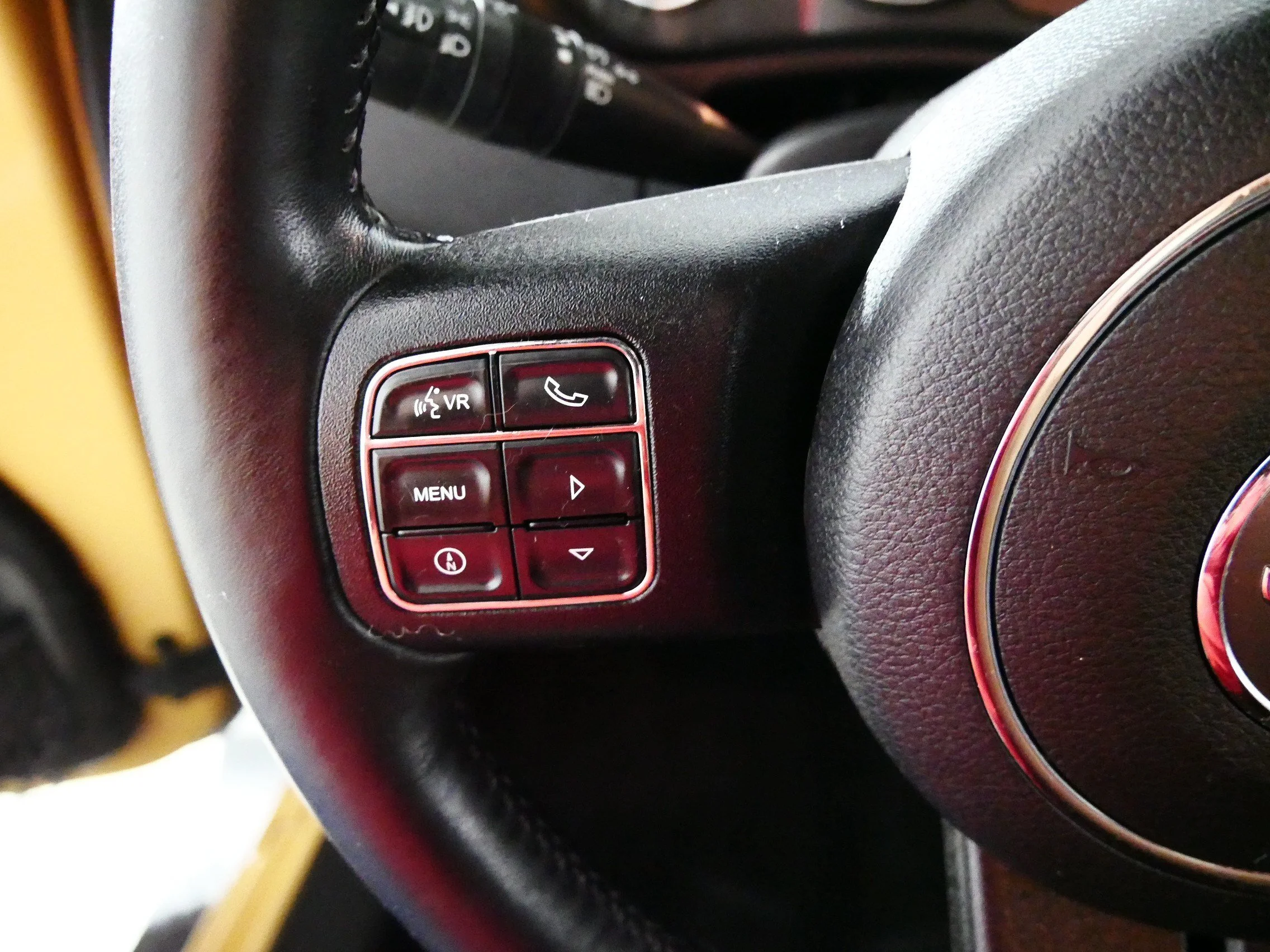 Used 2013 Dune Jeep Sport image 27