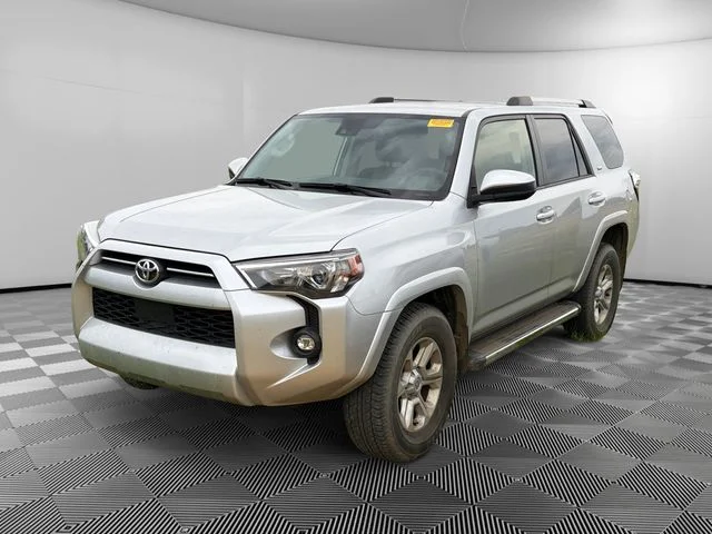 2023 Toyota 4Runner SR5 RWD V6's photo
