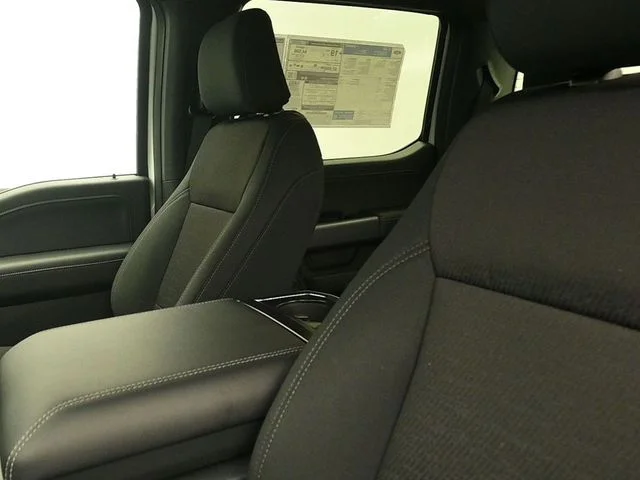 New 2026 Oxford White Ford XLT image 20