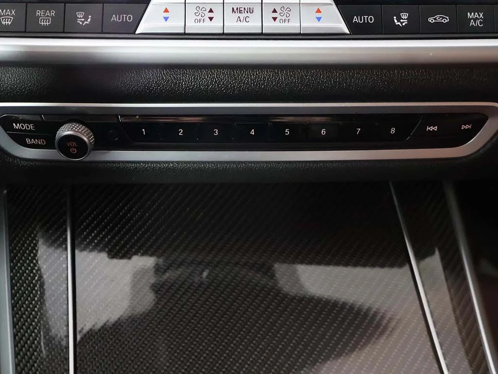 Used 2022 Black BMW M50i image 52