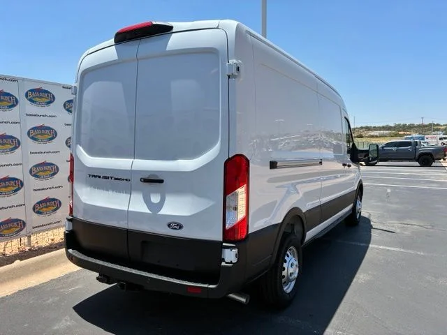 New 2026 Oxford White Ford Base image 4