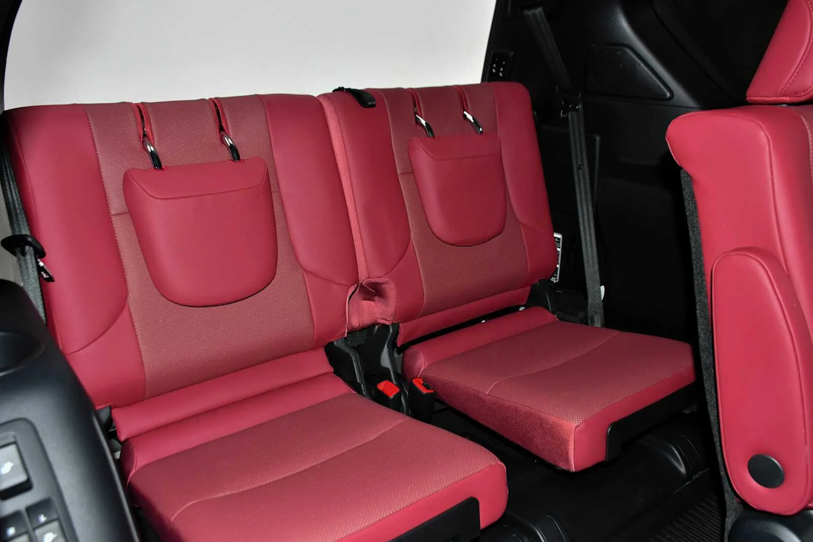 Certified Used 2023 BLACK Lexus Premium image 24
