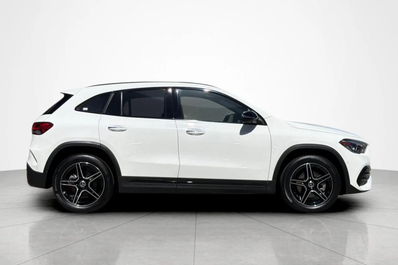 Certified Used 2023 Polar White Mercedes-Benz GLA 250 image 6