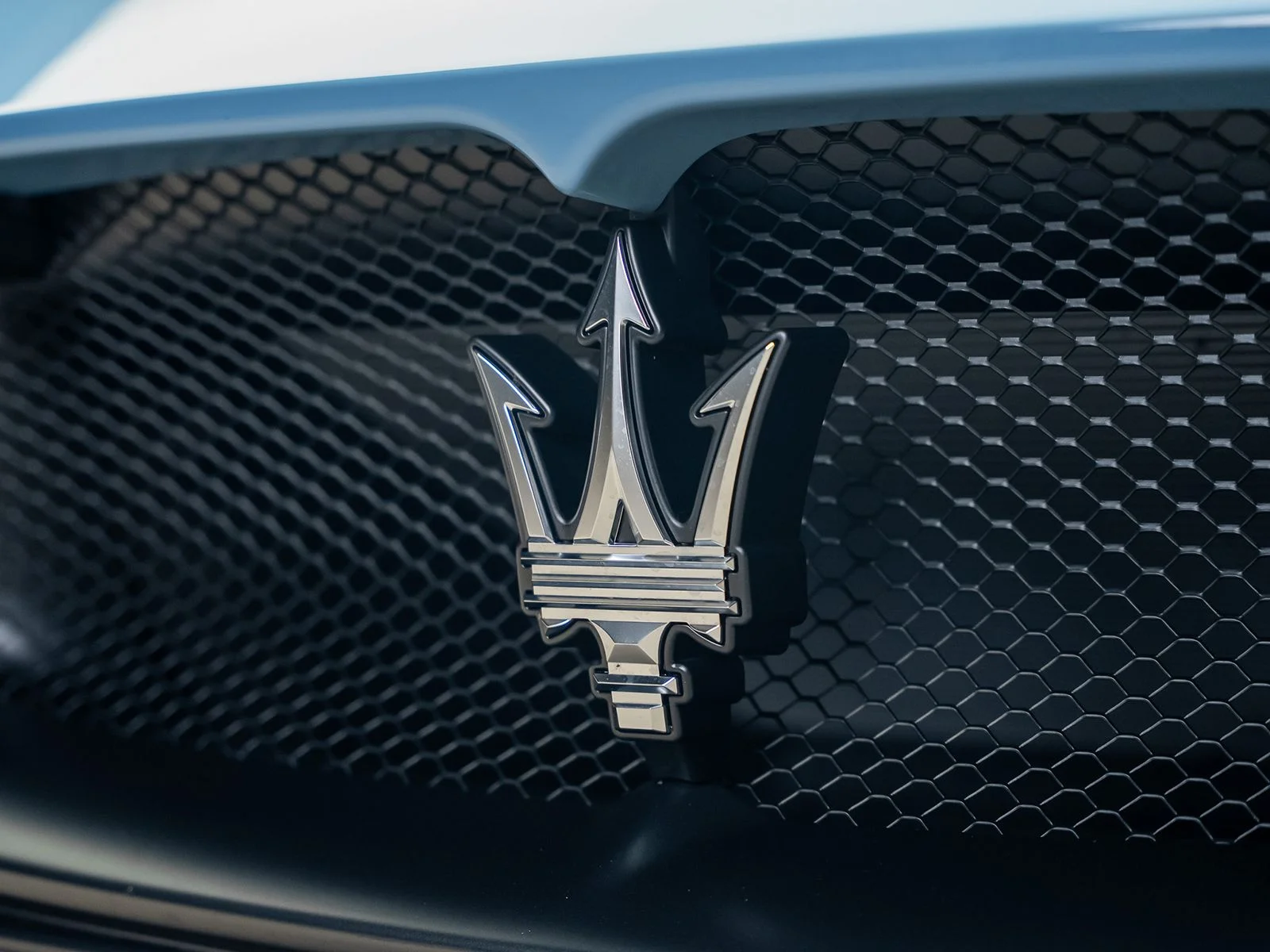 Used 2023 Blue Maserati  image 13