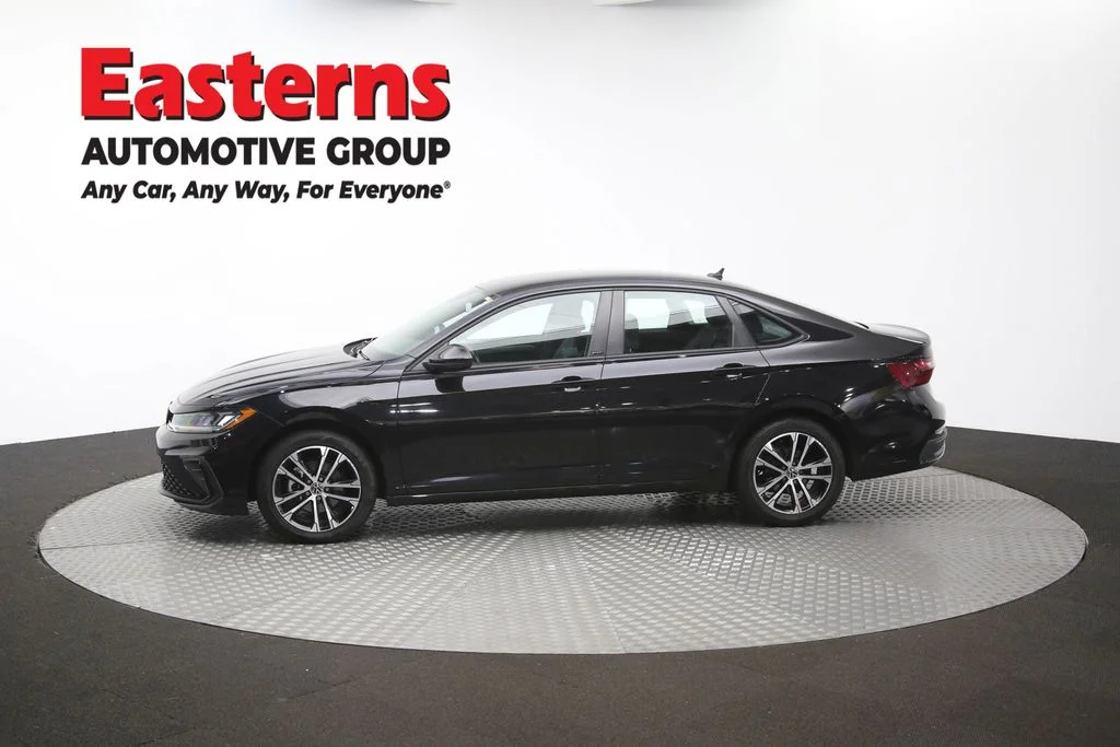 Used 2025 Black Volkswagen 1.5T Sport image 58