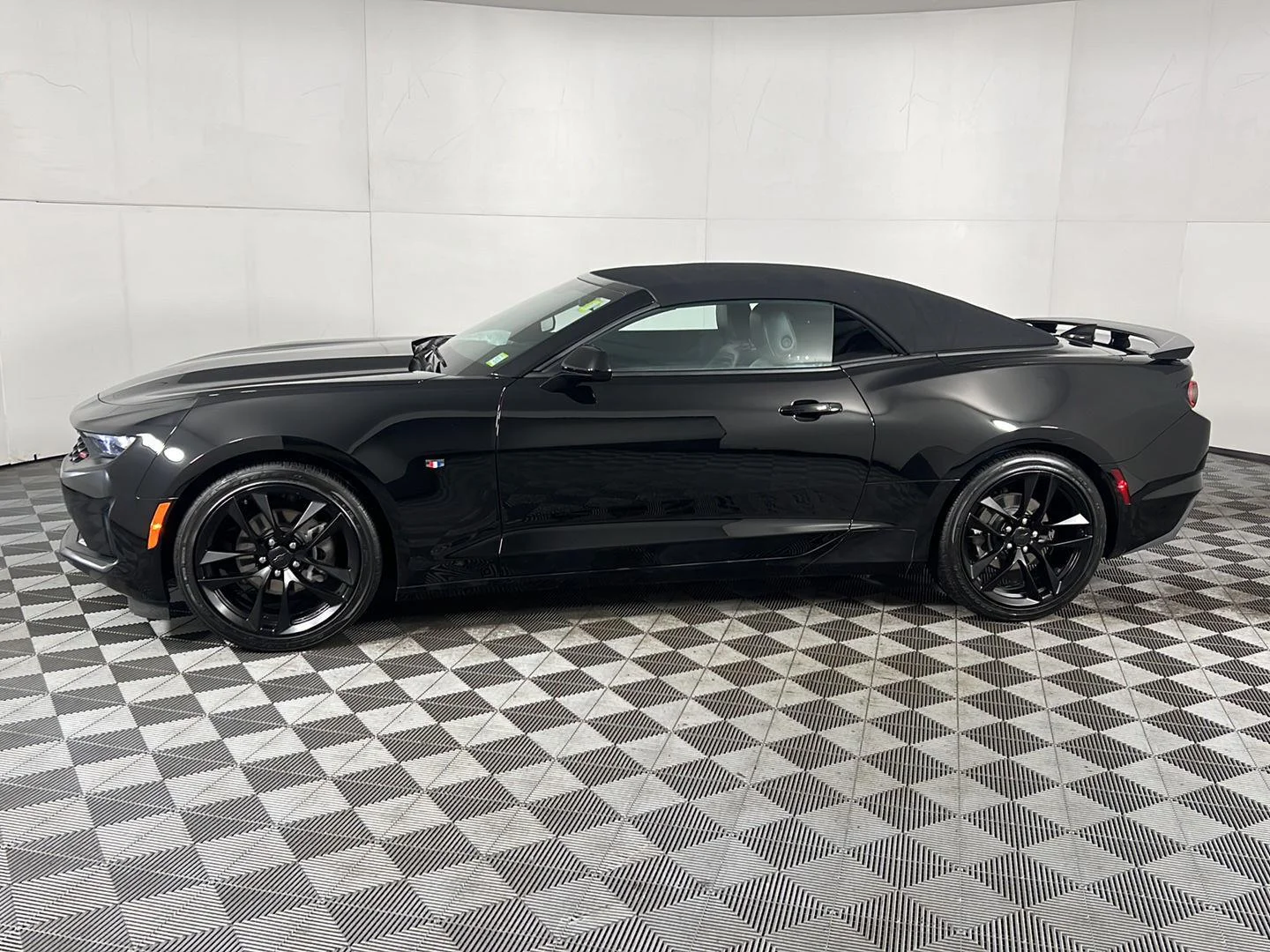 Used 2023 Black Chevrolet 1LT image 9