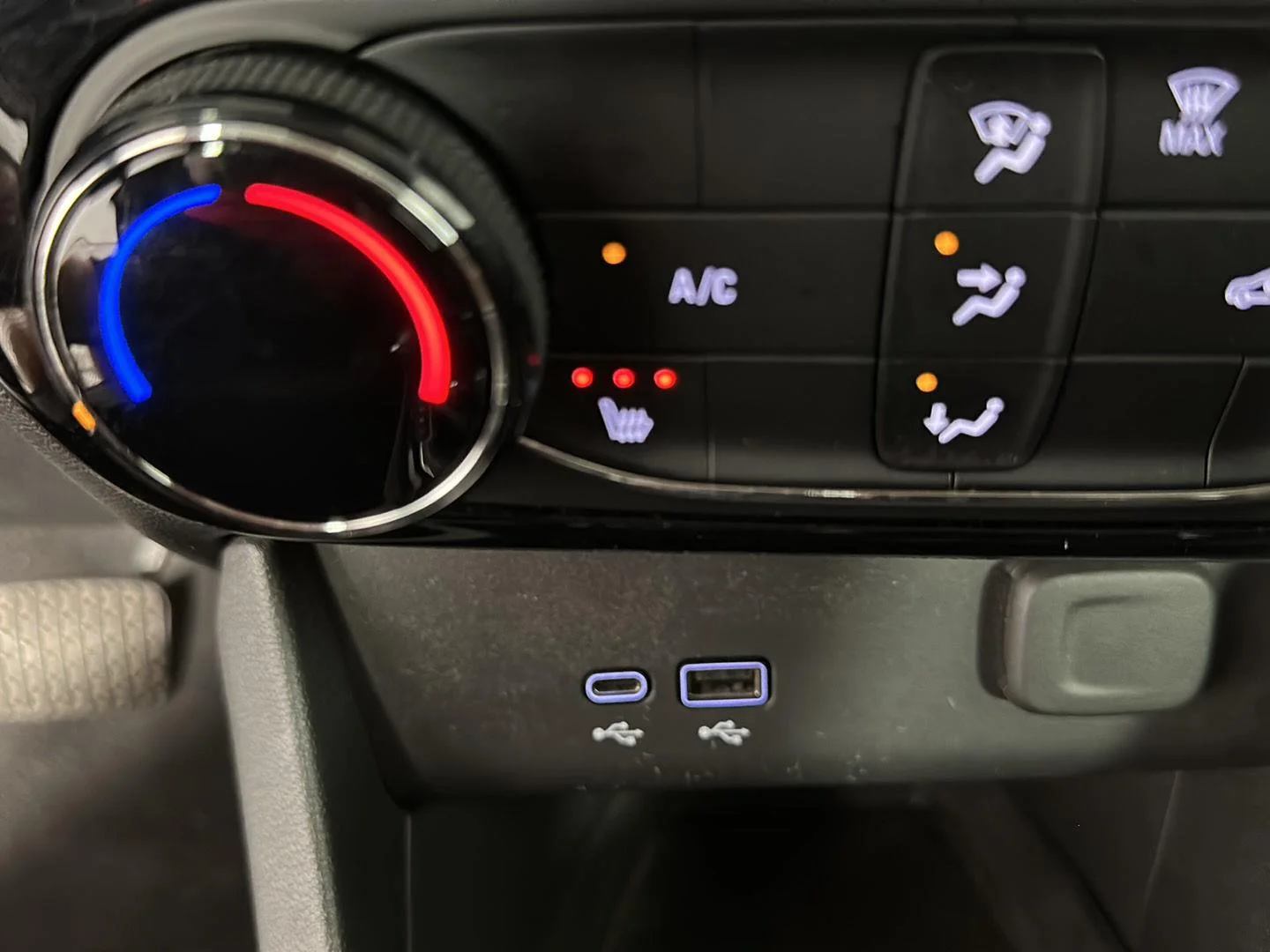 Used 2024 Cinnabar Metallic Buick Sport Touring image 32