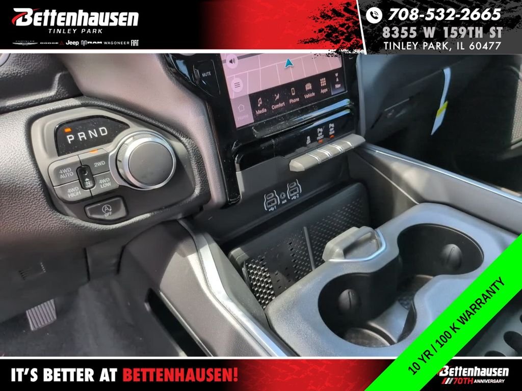 New 2026 Diamond Black Crystal Pearl-Coat Exterior Paint RAM Big Horn/Lone Star image 24