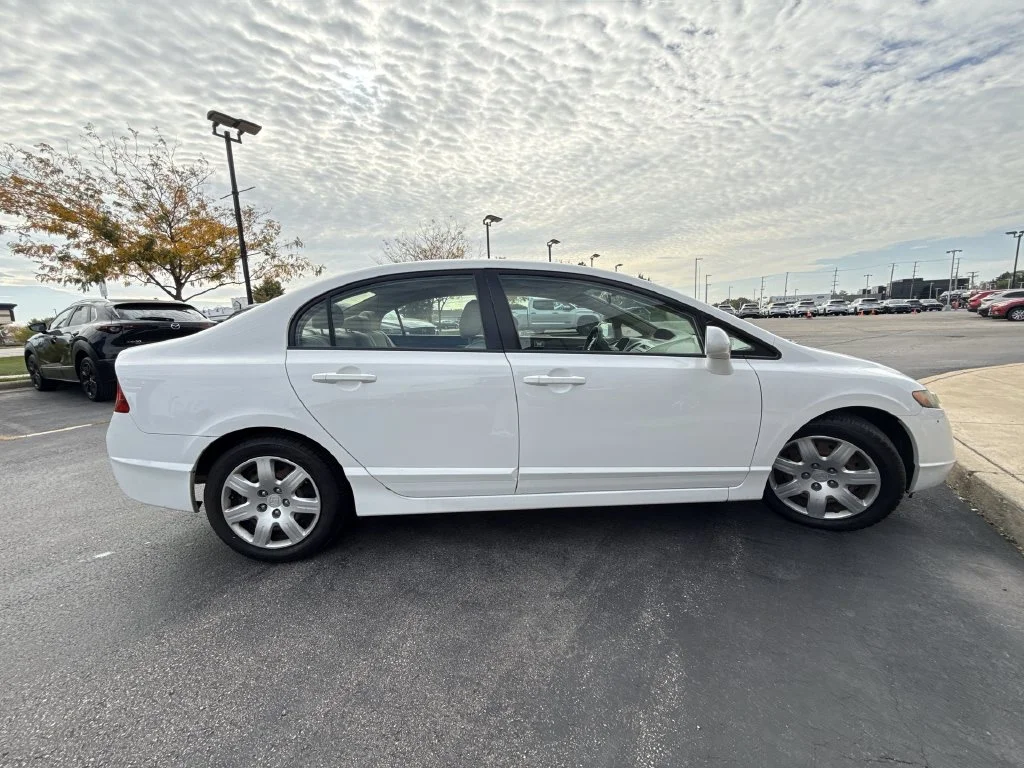 Used 2008 White Honda LX image 4