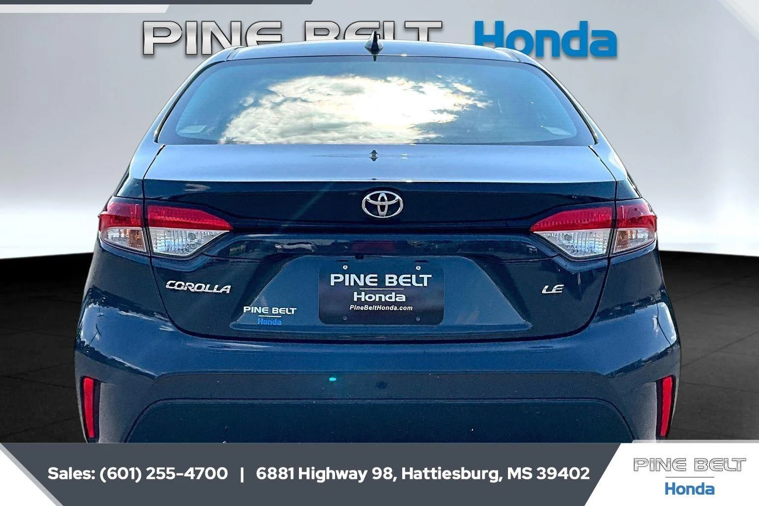 Used 2024 Underground Toyota LE image 4