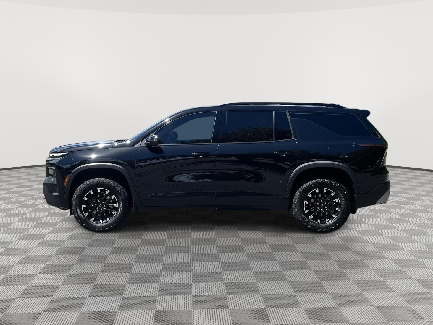 Used 2024 Mosaic Black Metallic Chevrolet AWD Z71 image 8