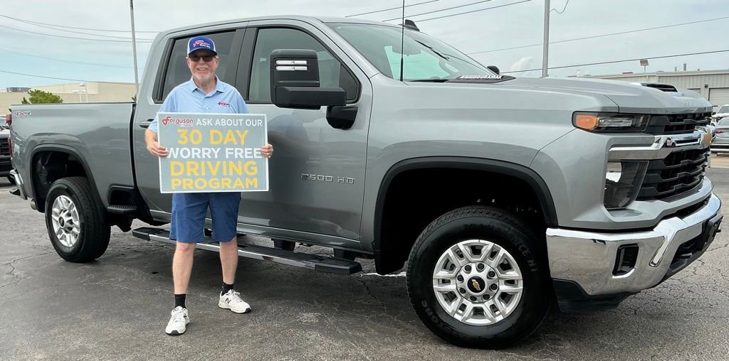 2025 Chevrolet Silverado HD's photo