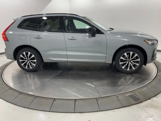 Certified Used 2024 Vapour Grey Volvo Core image 6