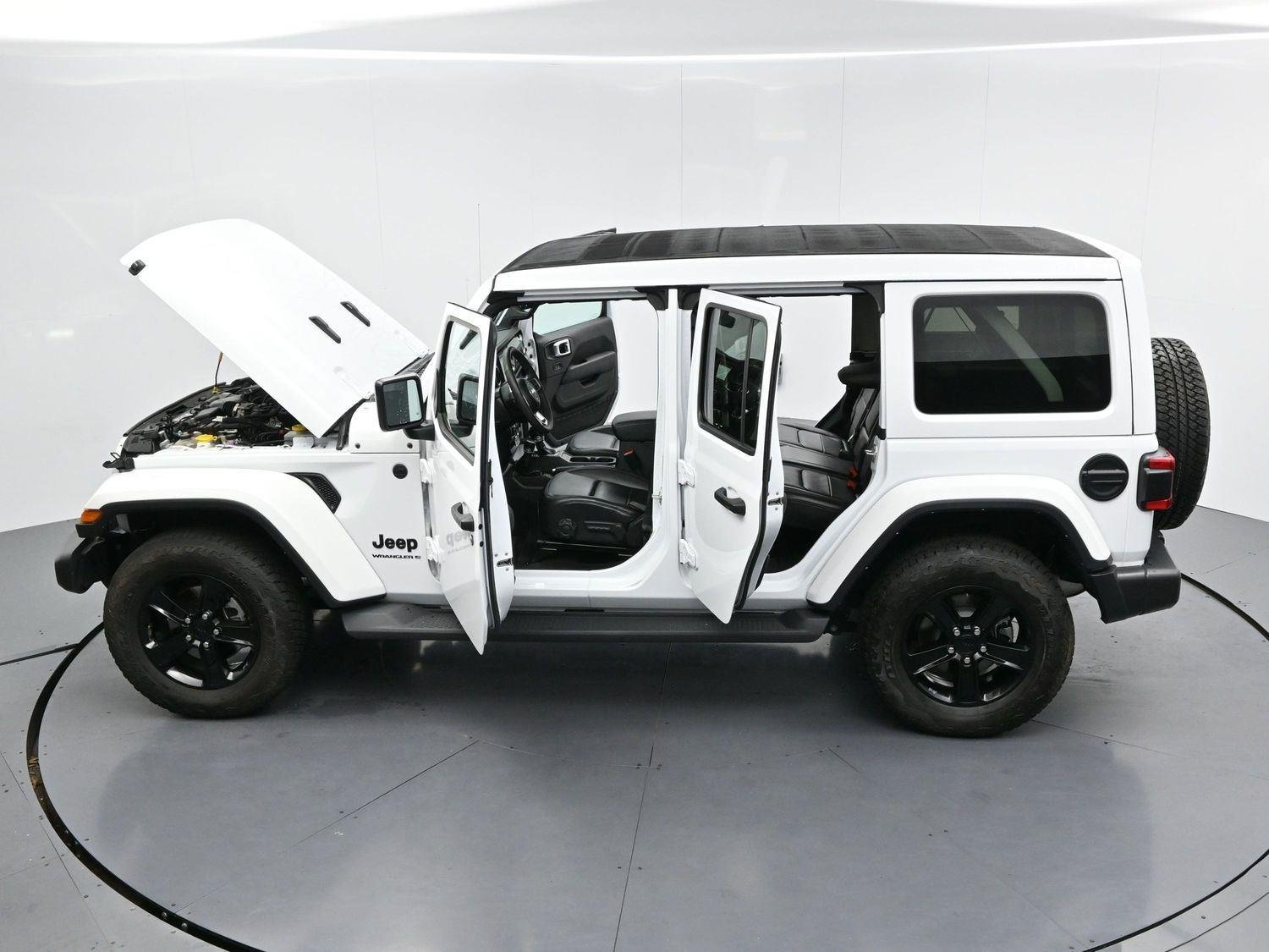 Used 2023 White Jeep Sahara Altitude image 39
