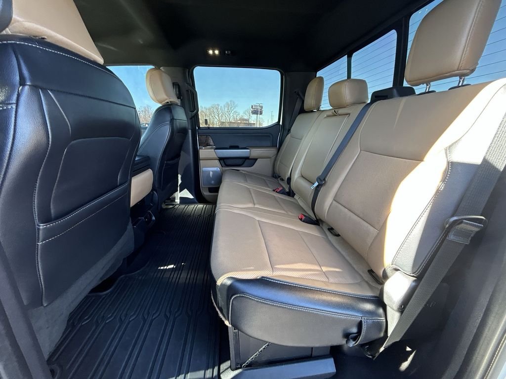 Used 2024 White Ford Lariat image 28