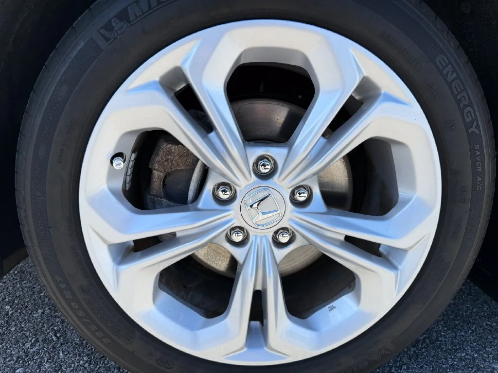 Used 2025 White Honda LX image 25