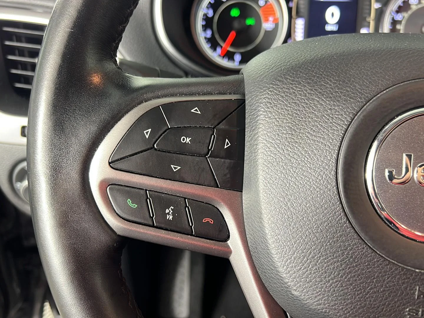 Used 2021 Gy Jeep Latitude Plus image 18
