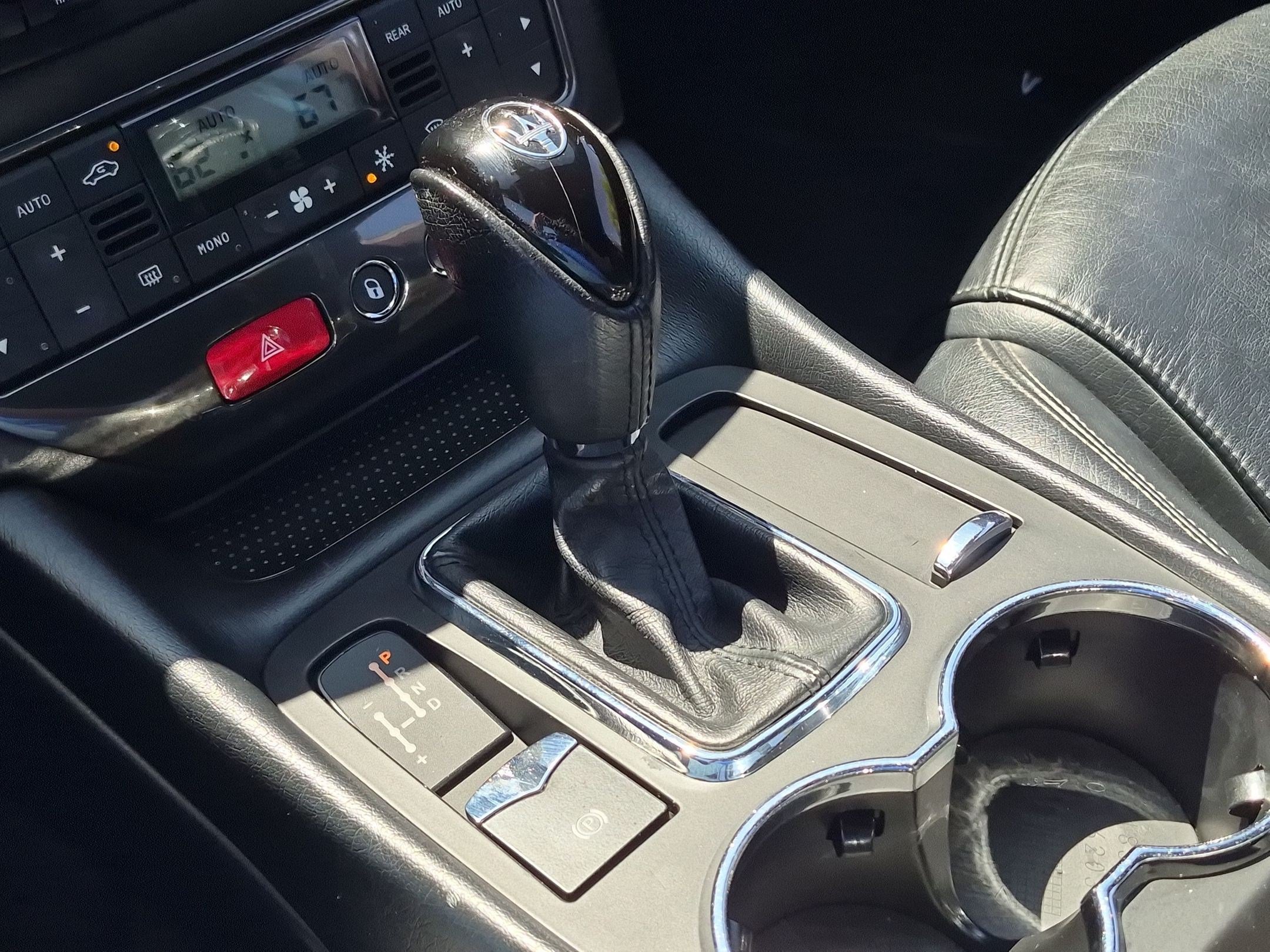 Used 2014 Gray Maserati Sport image 23