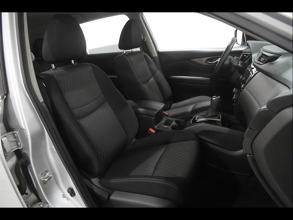 Used 2019 Brilliant Silver Metallic Nissan SV image 17