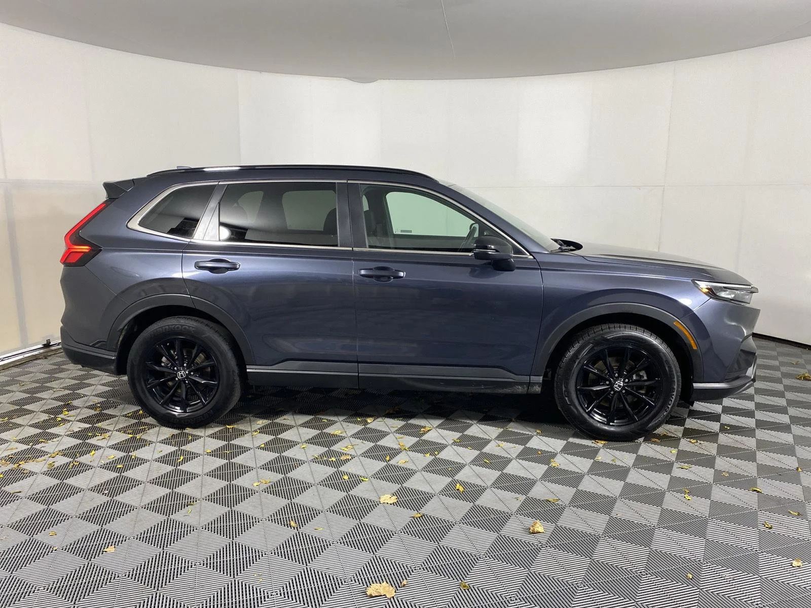 Used 2024 Meteorite Gray Metallic Honda Sport image 9
