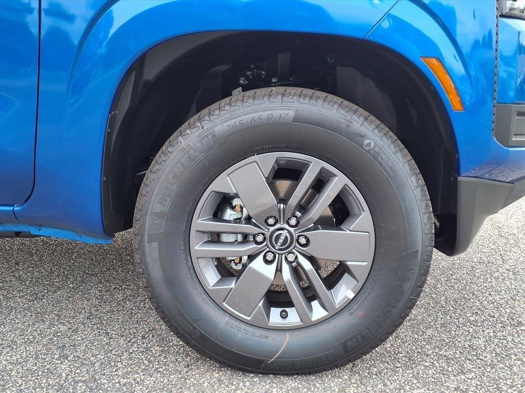 New 2026 Bluestone Pearl Nissan Crew Cab SV image 4