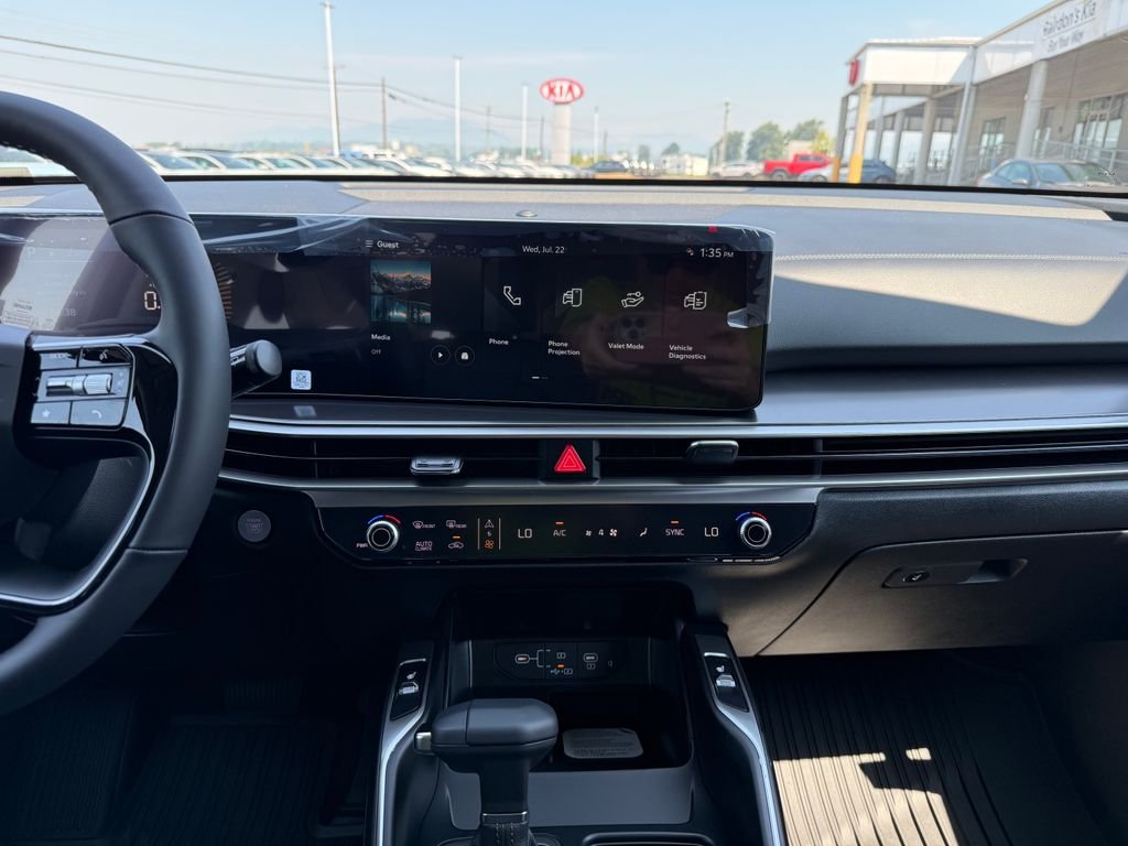 New 2026 Wolf Gray Kia S image 25