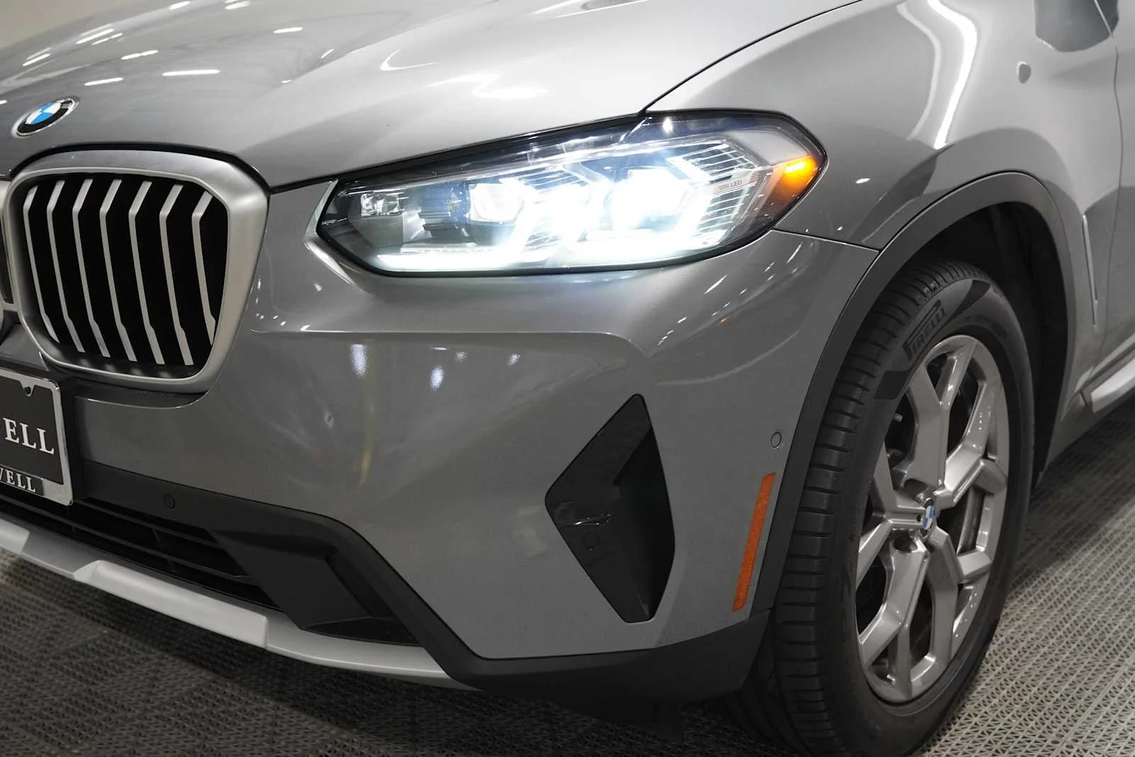 Certified Used 2024 Skyscraper Grey Metallic BMW xDrive30i image 7