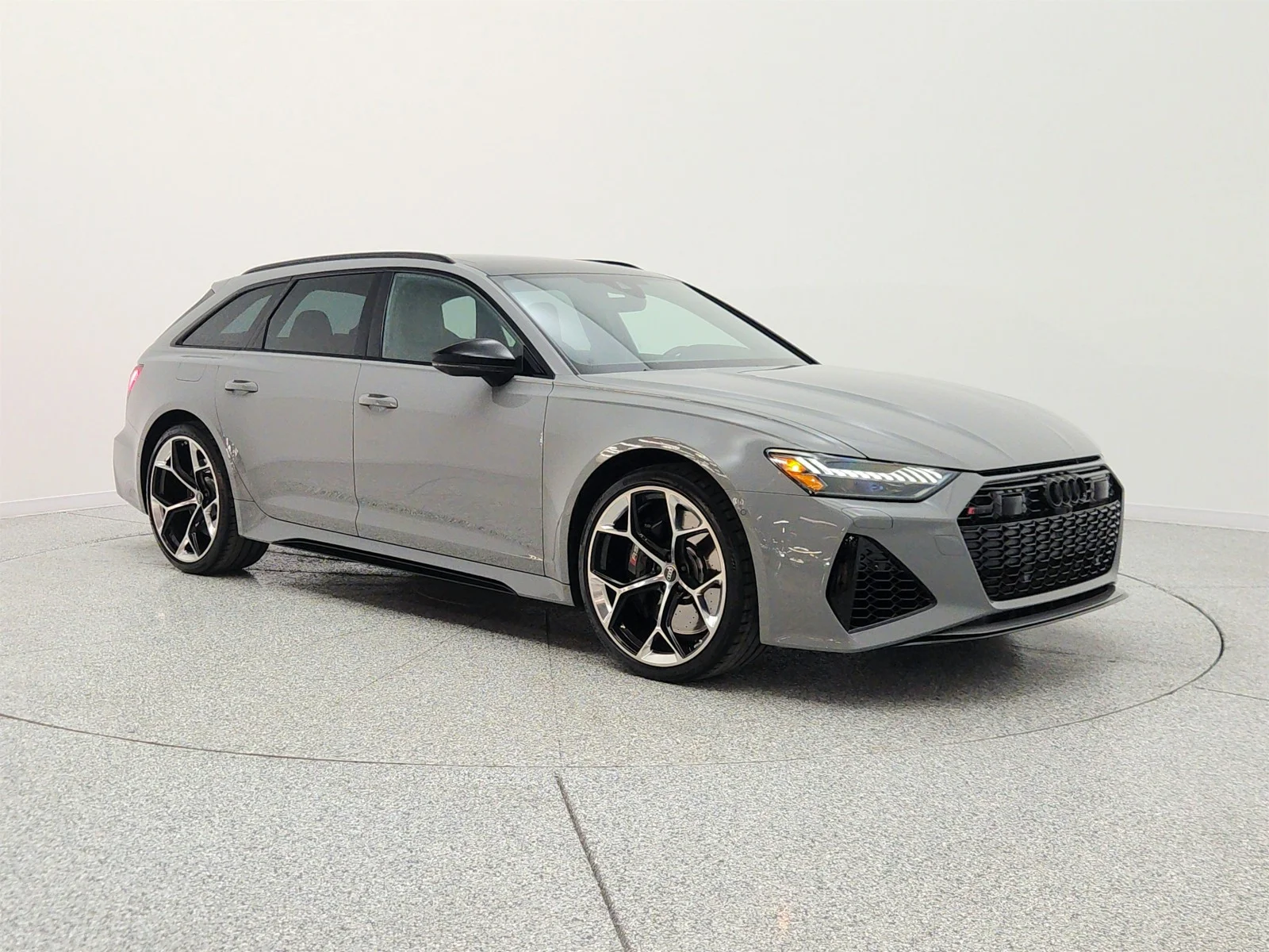 Used 2025 Nardo Gray Audi performance 4.0 TFSI quattro image 3