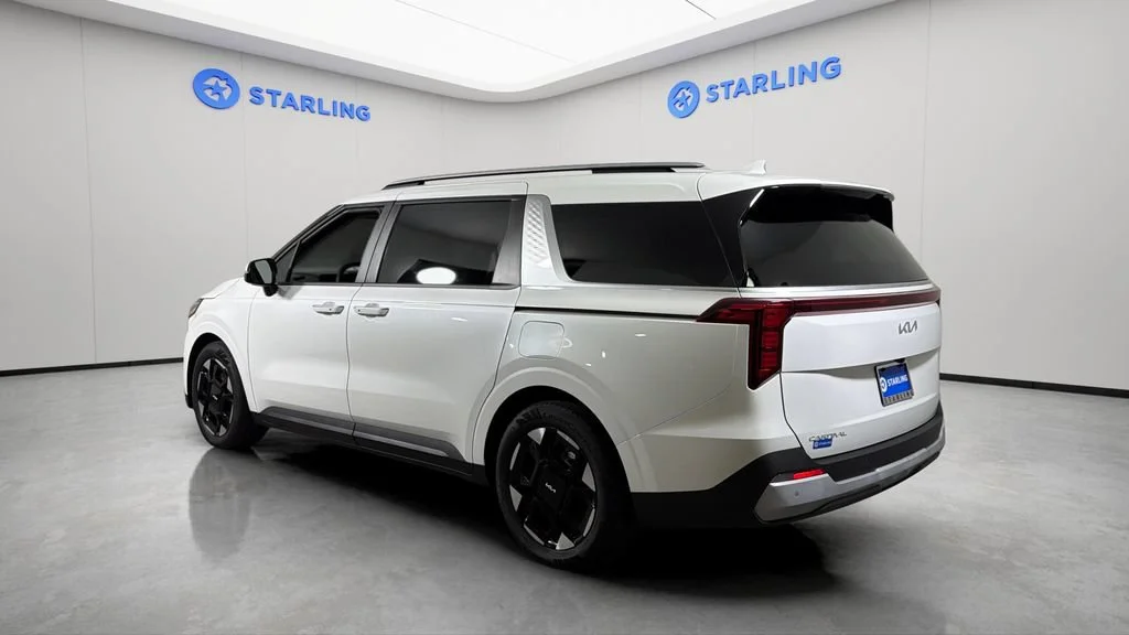 Used 2025 White Kia EX image 5
