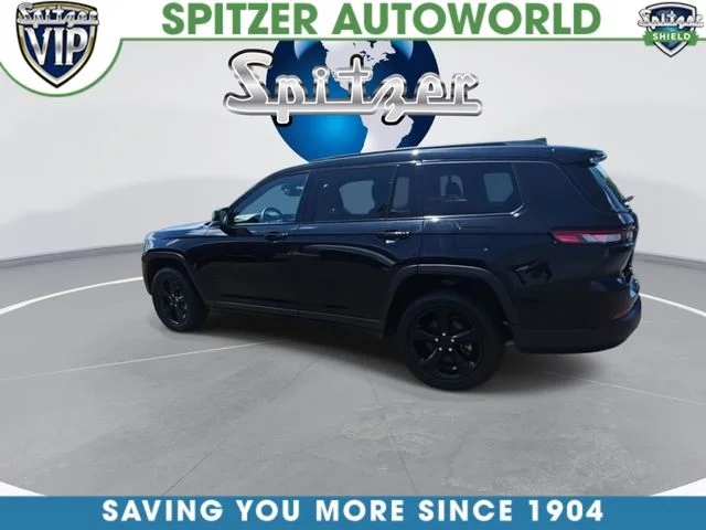 Used 2022 Black Jeep Altitude image 6