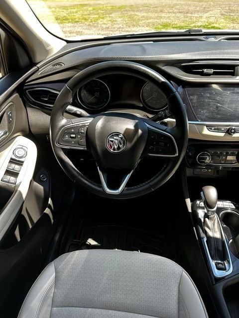 Used 2022 Summit White Buick Select image 30