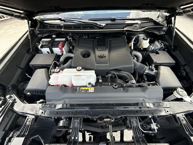 2026 Toyota Tundra Limited - Photo 27