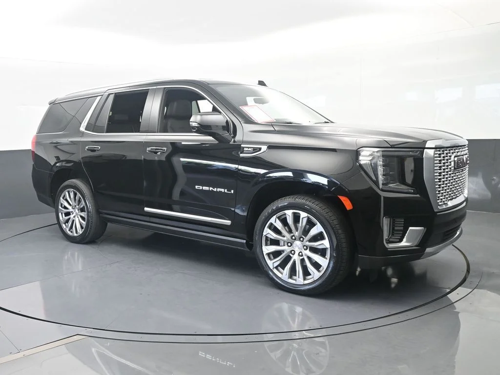 Used 2022 Onyx Black GMC Denali image 7