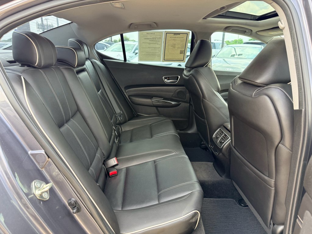 Used 2018 Crystal Black Pearl Acura w/Advance Pkg image 26