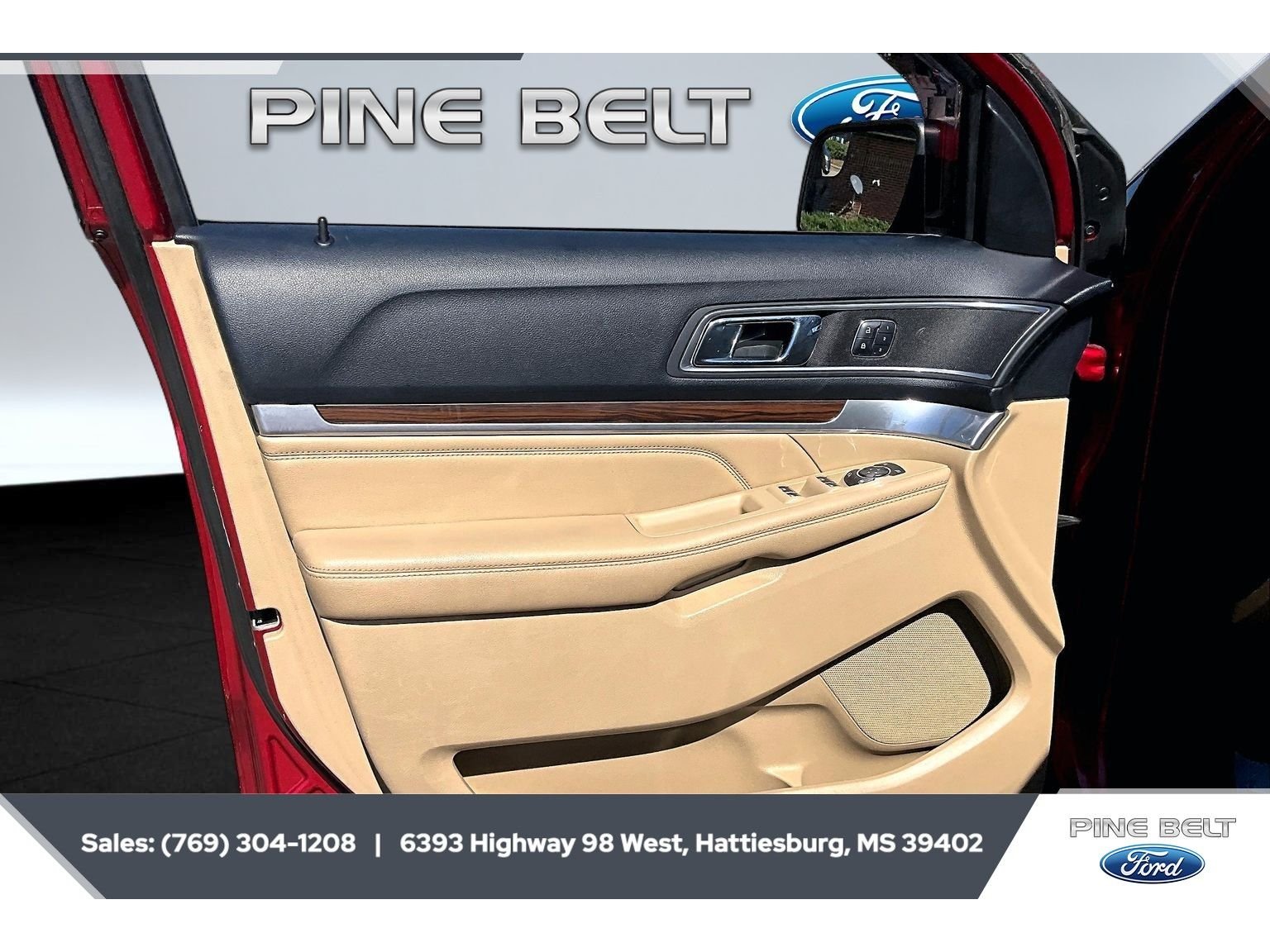 Used 2016 Ruby Red Metallic Tinted Clearcoat Ford Limited image 17