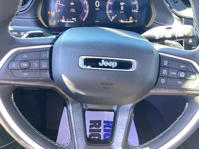 New 2027 Gray Jeep LIMITED RESERVE 4X4 image 13