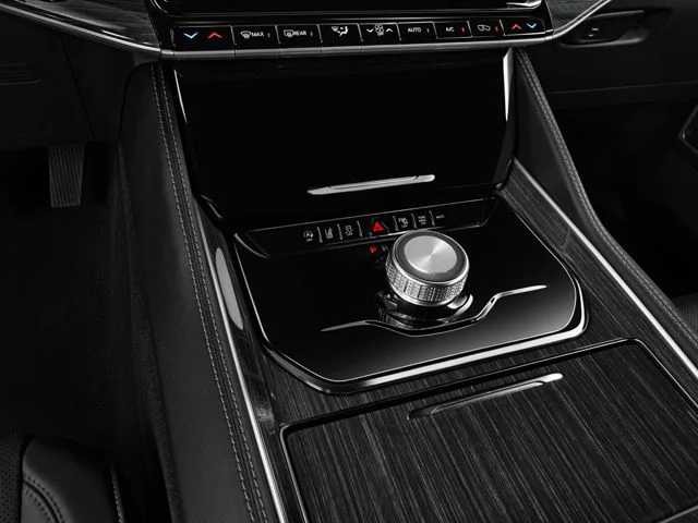 Used 2023 Diamond Black Crystal Pearlcoat Jeep Series II image 9