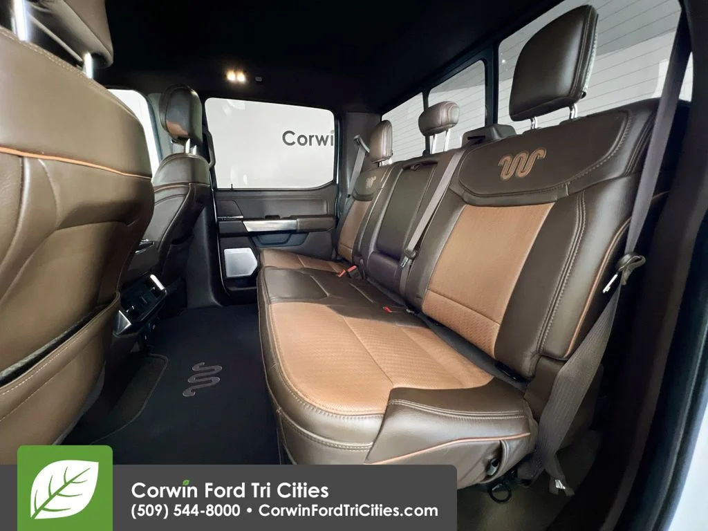Used 2021 Oxford White Ford King Ranch image 28
