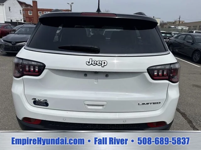 Used 2024 White Jeep Limited image 4