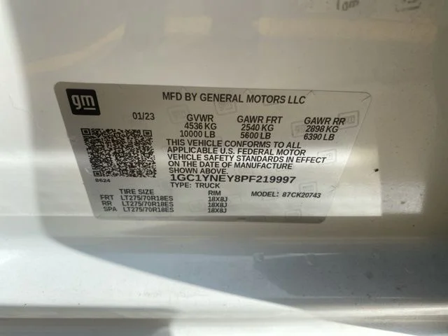 Used 2023 White Chevrolet LT image 37