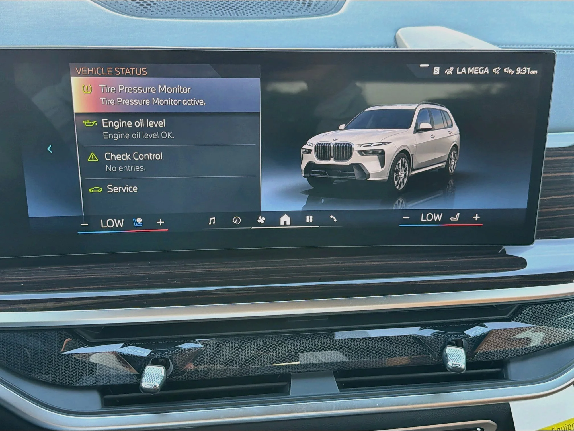 New 2027 Alpine White BMW xDrive40i image 32